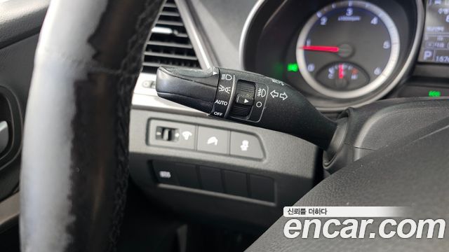 Hyundai Santa Fe (DM) Diesel(e-VGT) 2.0 2WD Premium 2013 — фото 31