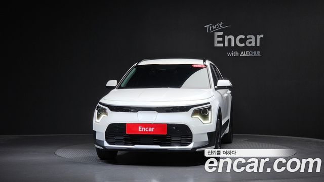 Kia Niro EV Air 2023 — фото 3