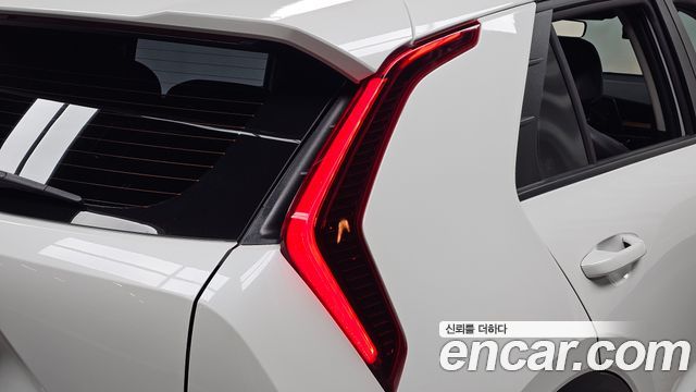 Kia Niro EV Air 2023 — фото 23