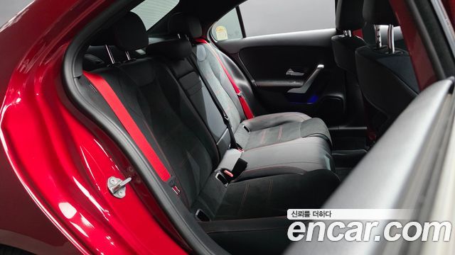 Mercedes-Benz A-Class (W177) AMG A35 4MATIC Sedan 2024 — фото 12