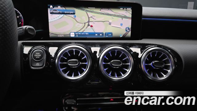 Mercedes-Benz A-Class (W177) AMG A35 4MATIC Sedan 2024 — фото 15