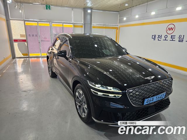 Genesis Electrified (GV70) e-AWD