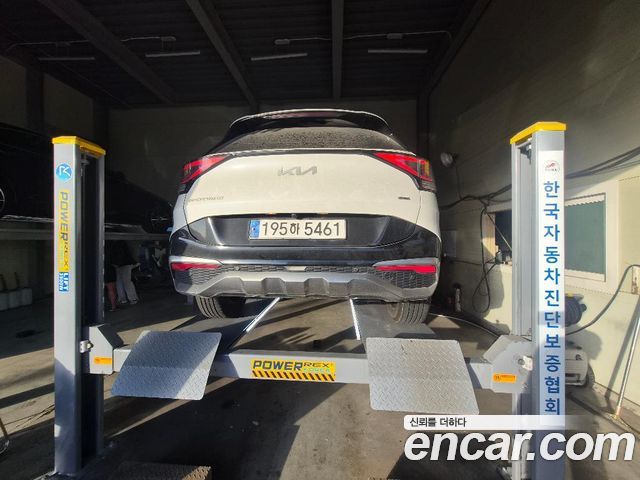 Kia Sportage Hybrid (V) Signature 2WD