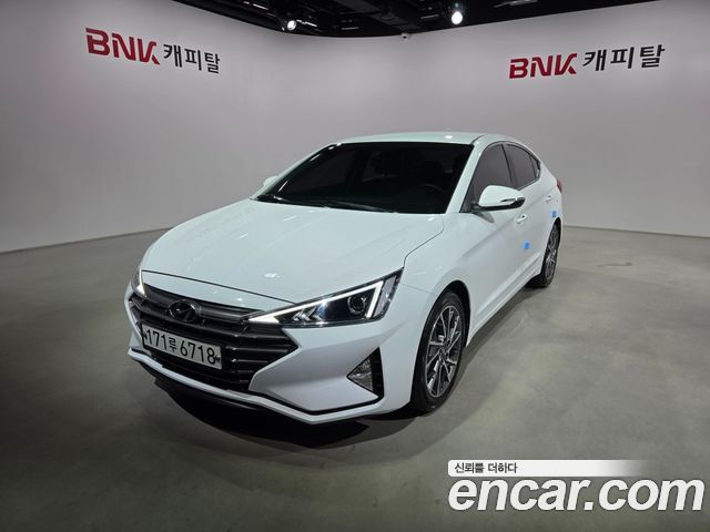 Hyundai Avante (AD) 1.6 Smart Choice