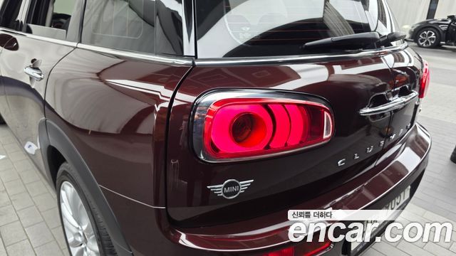 MINI Cooper D Clubman High 2nd 2019 — фото 23
