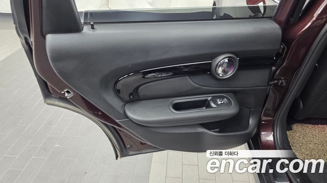 MINI Cooper D Clubman High 2nd 2019 — фото 25