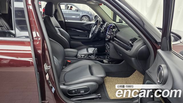MINI Cooper D Clubman High 2nd 2019 — фото 26