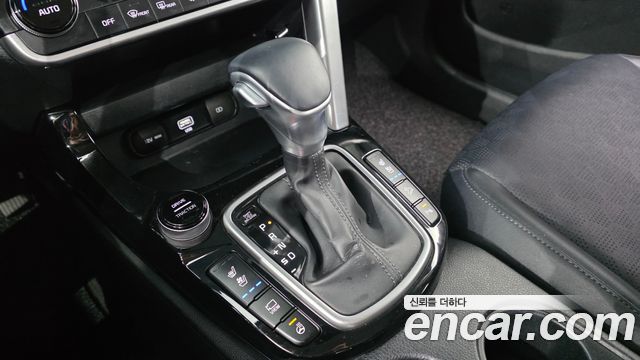 Kia Seltos Gasoline 1.6 Turbo 2WD Prestige 2020 — фото 9