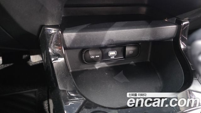 Kia Seltos Gasoline 1.6 Turbo 2WD Prestige 2020 — фото 13