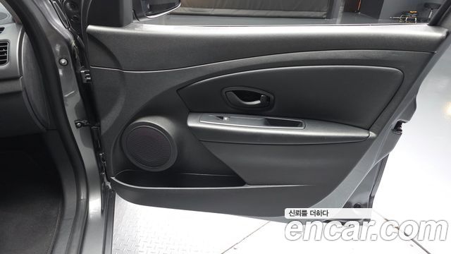 Renault Korea SM3 Neo SE 2018 — фото 24