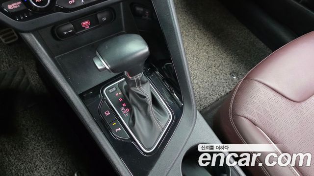 Kia Niro 1.6 HEV Noblesse Special 2020 — фото 9