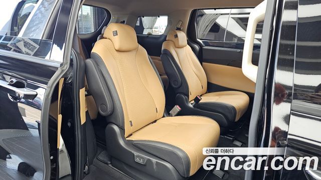 Kia Carnival (IV) Gasoline 9-Seater Noblesse 2023 — фото 12