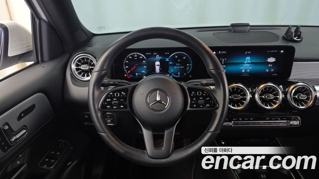 Mercedes-Benz GLB-Class (X247) GLB200 d 2021 — фото 13