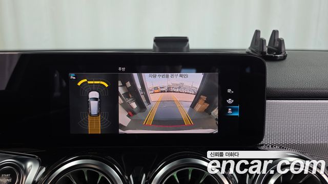 Mercedes-Benz GLB-Class (X247) GLB200 d 2021 — фото 15