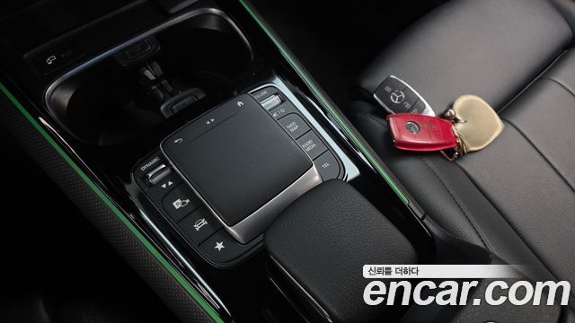 Mercedes-Benz GLB-Class (X247) GLB200 d 2021 — фото 18