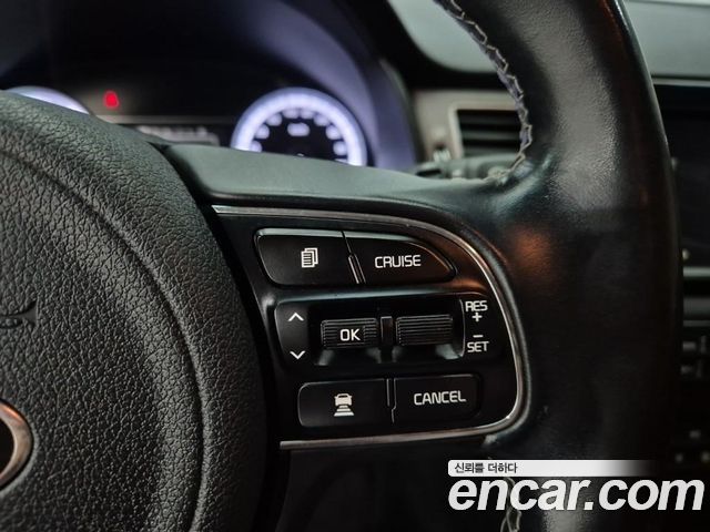 Kia Niro Noblesse 2017 — фото 20