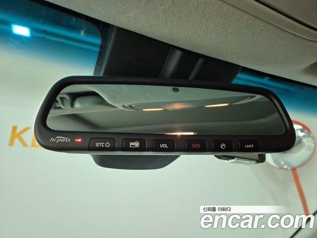 Kia Niro Noblesse 2017 — фото 21