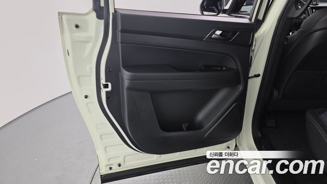KG Mobility (SsangYong) Rexton Sports Diesel 2.2 4WD Prestige 2023 — фото 25