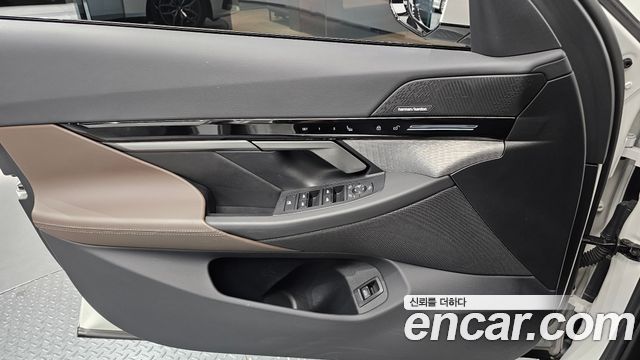 BMW 5 Series (G60) 520i M Sport 2024 — фото 30