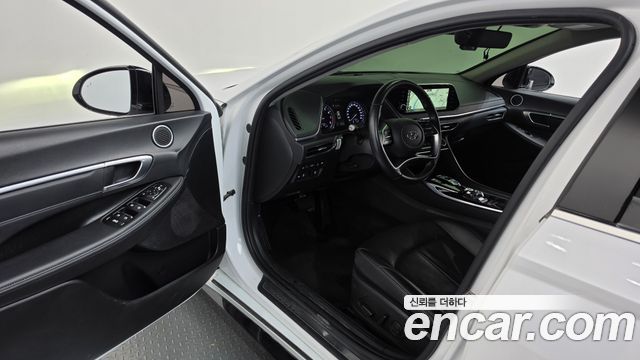Hyundai Sonata (DN8) 2.0 Premium Plus 2023 — фото 10