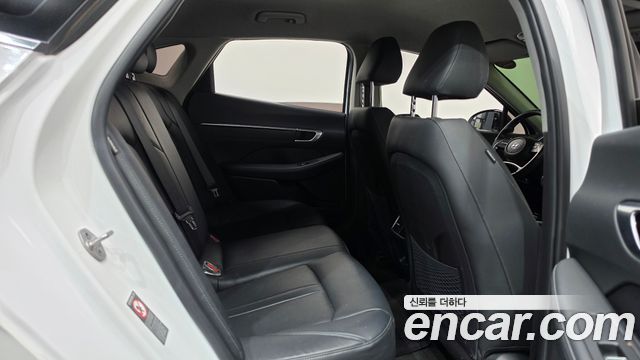 Hyundai Sonata (DN8) 2.0 Premium Plus 2023 — фото 18