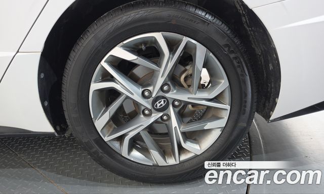 Hyundai Sonata (DN8) 2.0 Premium Plus 2023 — фото 21