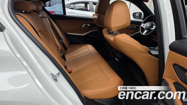 BMW 3 Series (G20) 320i M Sport 2023 — фото 12