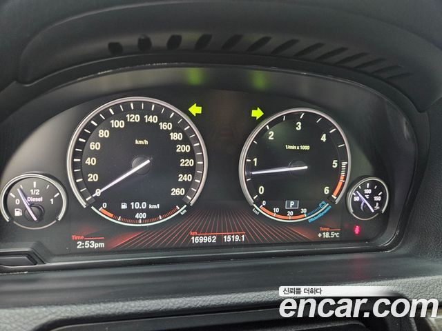 BMW 5 Series GT (F07) GT 30d 2012 — фото 8