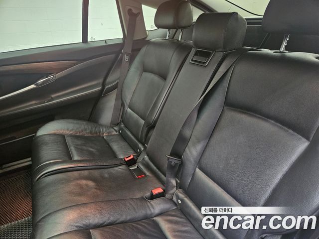 BMW 5 Series GT (F07) GT 30d 2012 — фото 15