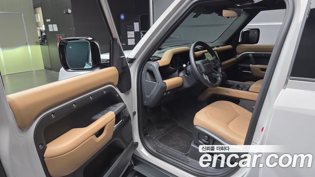 Land Rover Defender (L663) 110 D300 X-Dynamic HSE 2026 — фото 10