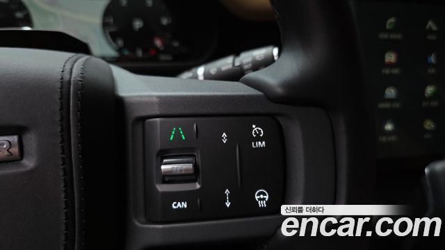 Land Rover Defender (L663) 110 D300 X-Dynamic HSE 2026 — фото 18
