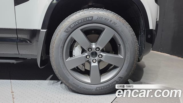 Land Rover Defender (L663) 110 D300 X-Dynamic HSE 2026 — фото 21