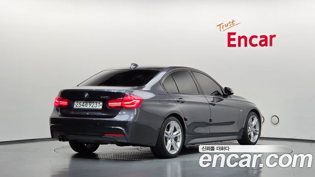 BMW 3 Series (F30) 330i M Sport 2017 — фото 2