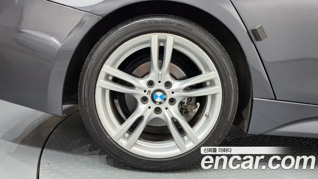 BMW 3 Series (F30) 330i M Sport 2017 — фото 5