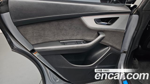Audi Q8 (4M) 50 TDI Quattro Premium 2022 — фото 25