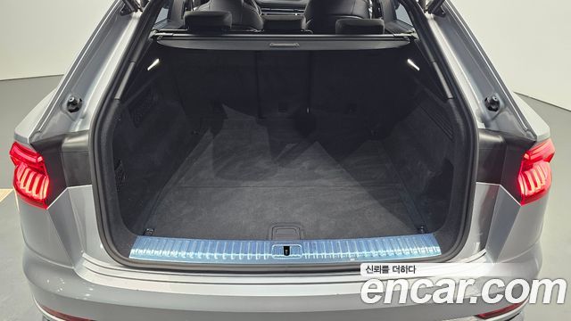 Audi Q8 (4M) 50 TDI Quattro Premium 2022 — фото 41