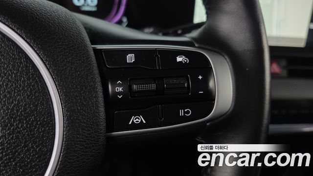 Kia Sportage (V) Diesel 2.0 2WD Prestige 2023 — фото 16