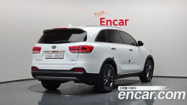 Kia Sorento Diesel 2.0 2WD Noblesse Special 2016 — фото 2
