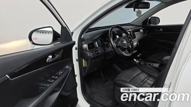 Kia Sorento Diesel 2.0 2WD Noblesse Special 2016 — фото 10