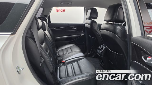 Kia Sorento Diesel 2.0 2WD Noblesse Special 2016 — фото 11