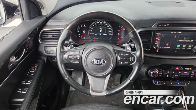 Kia Sorento Diesel 2.0 2WD Noblesse Special 2016 — фото 13