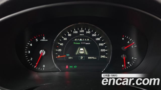 Kia Sorento Diesel 2.0 2WD Noblesse Special 2016 — фото 20