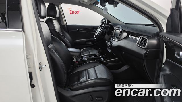 Kia Sorento Diesel 2.0 2WD Noblesse Special 2016 — фото 26