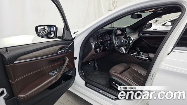 BMW 5 Series (G30) 530i M Sport Package Plus 2020 — фото 10