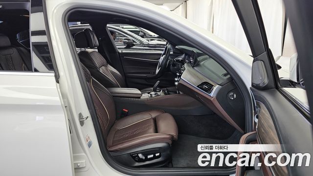 BMW 5 Series (G30) 530i M Sport Package Plus 2020 — фото 11