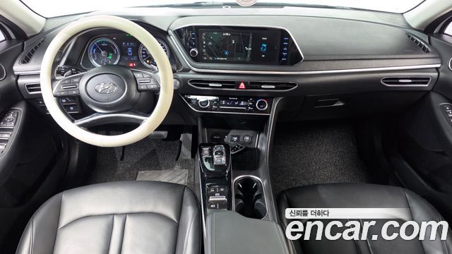 Hyundai Sonata Hybrid (DN8) Premium Family 2020 — фото 7
