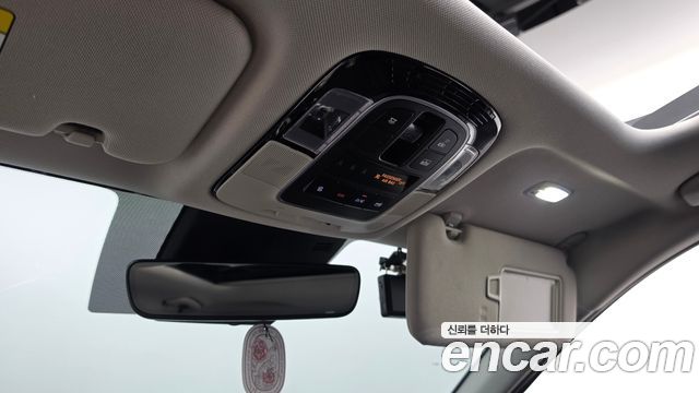 Hyundai Sonata Hybrid (DN8) Premium Family 2020 — фото 18