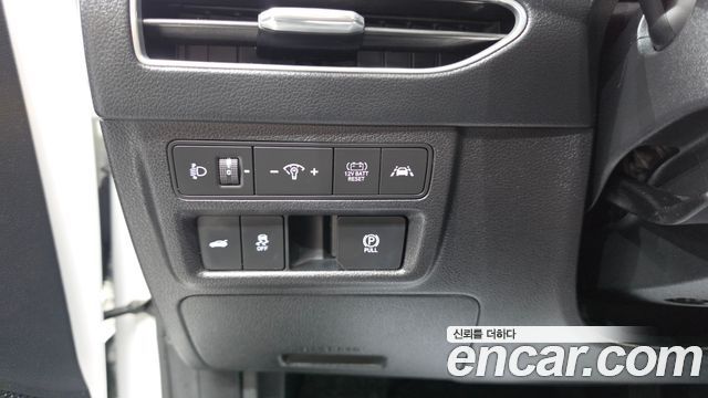Hyundai Sonata Hybrid (DN8) Premium Family 2020 — фото 20