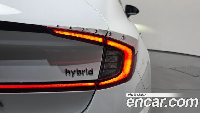 Hyundai Sonata Hybrid (DN8) Premium Family 2020 — фото 23