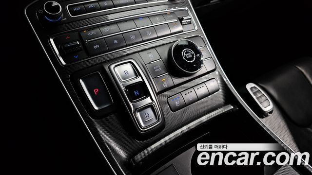 Hyundai Santa Fe Diesel 2.2 2WD Premium Choice 2021 — фото 9
